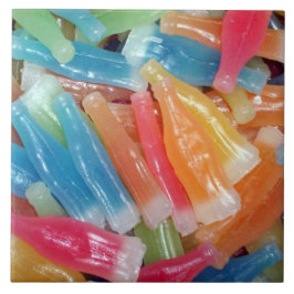 Wachs füllt alte Schulsüßigkeits-Keramikfliese ab Fliese