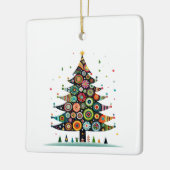 Wacky Whimsical Weihnachtsbaum, helle Farben Keramikornament (Links)