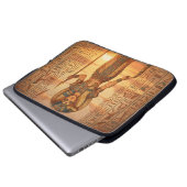 Wadjet – Ägyptische Schlangengöttin´3 Laptopschutzhülle (Vorne Knopf)