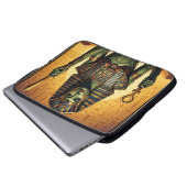 Wadjet – Egyptian Cobra Goddess´4 Laptopschutzhülle (Vorne Knopf)