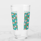 Waffelcones Eis und gefrorenes Jogurt-Muster Glas (Links)
