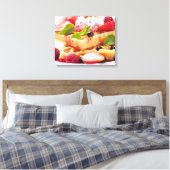 Waffelkuchen mit frischem Beerenobst Leinwanddruck (Insitu (Schlafzimmer))