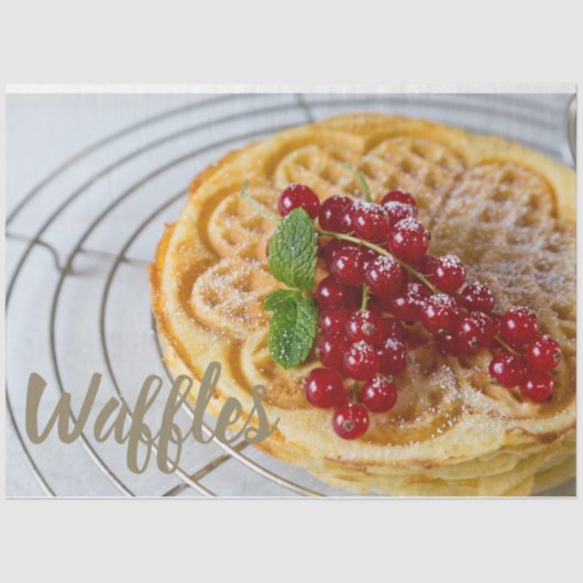 Waffeln, hausgemacht mit Johannisbeeren Seidenpapier (Vorderseite)