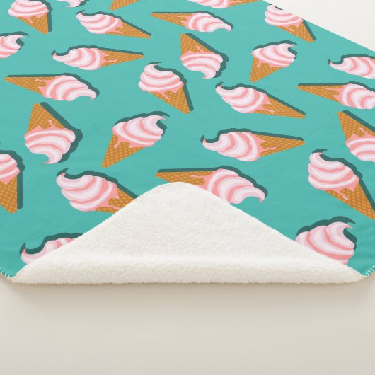 Waffle cones ice cream and frozen yogurt pattern sherpadecke (3/4)