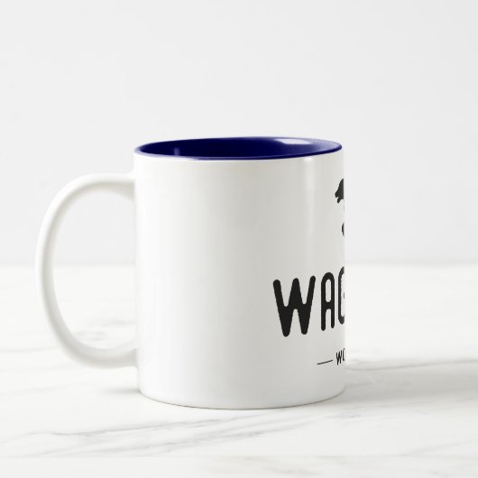 Wag mehr Besorgnis weniger Zweifarbige Tasse (Links)