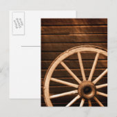 Wagenradleerung an der alten Holzwand Postkarte (Vorne/Hinten)