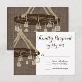 Wagon Wheel Mason Jar Chandelier Wedding RSVP Karte (Vorne/Hinten)