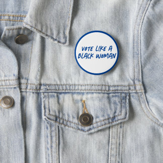 Wählen Sie Blue 2024 wie eine schwarze Frauenschal Button