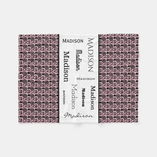 Wählen Sie den Farbheartdruck mit dem Namen aus. Fleecedecke (Vorderseite (Horizontal))