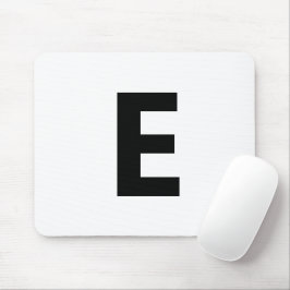 Wählen Sie einen Buchstaben aus | Schriftart: Offe Mousepad