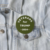 Wahlkampfflugzeug Trump 2024 für Veteranen Button (Beispiel)