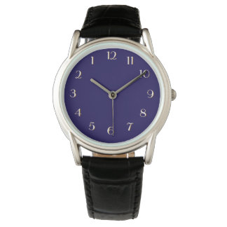 Wahre blaue rückwärts laufende Uhr
