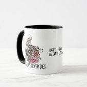 Wahre Liebe stirbt nie an skeleton Spooky-Tasse Tasse (Vorderseite Links)