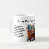 Wahre Patrioten stehend über die ersten Änderungsa Kaffeetasse (Vorderseite Links)