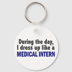 Während des Tages kleide ich oben wie ein Schlüsselanhänger