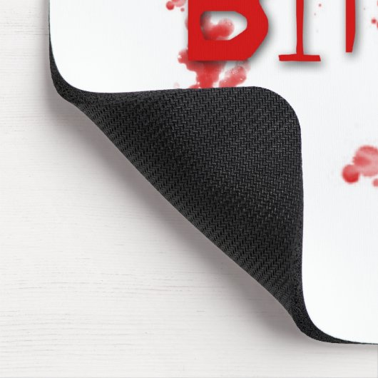 Wahres Blut "beißt mich " Mousepad (Ecke)