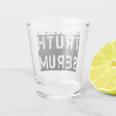 Wahrheitsserum Personalisiert Schnapsglas (Rückseite)
