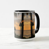 Waikiki Tiki Torches Tasse (VorderseiteRechts)