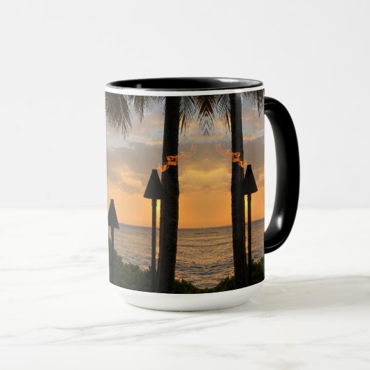 Waikiki Tiki Torches Tasse (VorderseiteRechts)