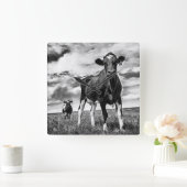 Waiting BW Crop Quadratische Wanduhr (Zuhause)