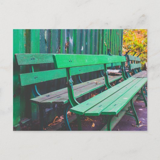 Waiting Green Park Benches Postkarte (Vorderseite)