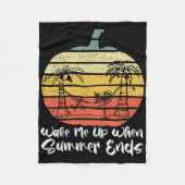 Wake Me Up When Summer Ends Funny Skeleton Hallowe Fleecedecke (Vorderseite)