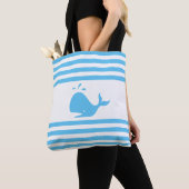 Wal auf türkisfarben und weiß gestreiftem Totbeute Tasche (Von Nahem)