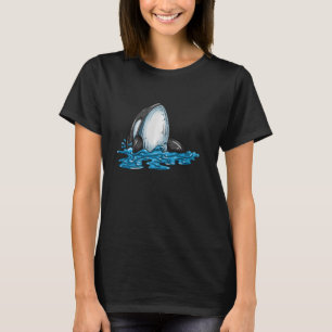 Wal Orca Wal erscheint an der Wasseroberfläche Wal T-Shirt