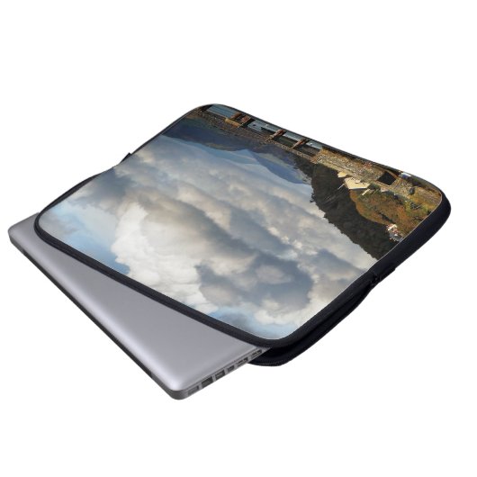 WALANSICHT LAPTOPSCHUTZHÜLLE (Vorne Knopf)