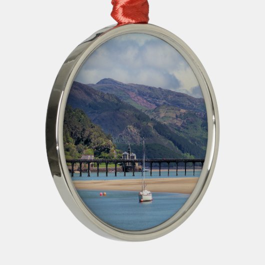 WALANSICHT SILBERNES ORNAMENT (Rechts)