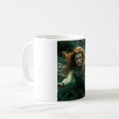 Wald-Alien-Göttin – Moosgrüne geflügelte Frau Kaffeetasse (Vorderseite Links)