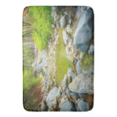 Wald Bach Badematte | Wald Natur Dekor (Vorderseite Vertikal)