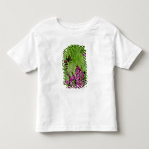 Wald Farne mit rosa Blütenblättern auf dem Boden Kleinkind T-shirt