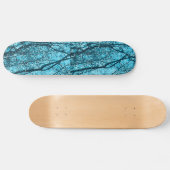 Wald in Azurblau Skateboard (Horizontal)