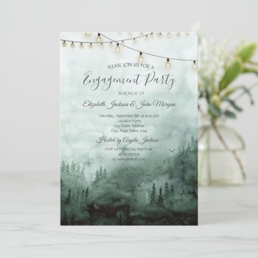Wald, Kiefernbäume, String-Lights Grüne Verlobung Einladung (Stehend Vorderseite)