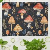 Wald-Pilz und Fern Geschirrtuch (Gefaltet)