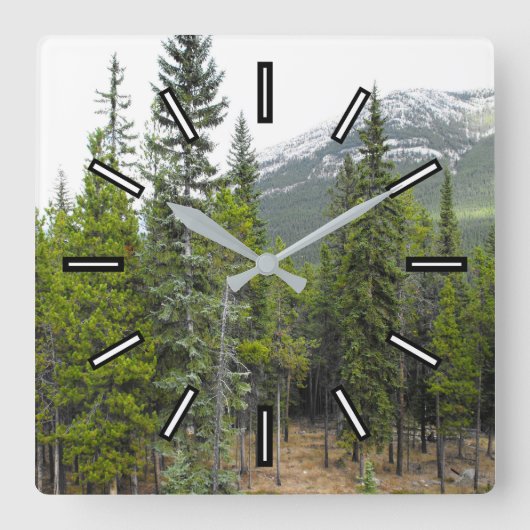 Wald- und Bergszene-Uhr Quadratische Wanduhr (Vorderseite)