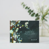 Waldbaumen Dunkelgrüne Hochzeit RSVP Einladungspostkarte (Stehend Vorderseite)
