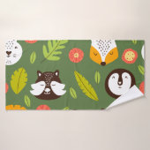 Waldbewohner: skandinavisches Kindermuster. Badehandtuch (Badehandtuch)