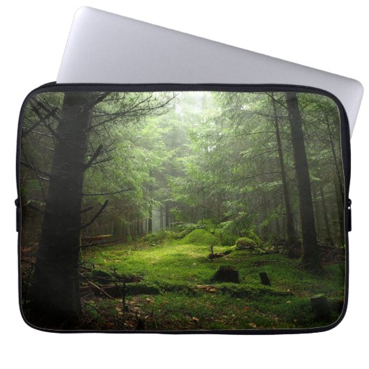 Wälder | Auvergne Frankreich Laptopschutzhülle (Vorderseite)