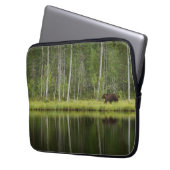 Wälder | Bären in Taiga Forest Nord Finnland Laptopschutzhülle (Vorderseite Links)