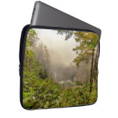 Wälder und Ozeanlandschaften Laptopschutzhülle (Vorne Rechts)