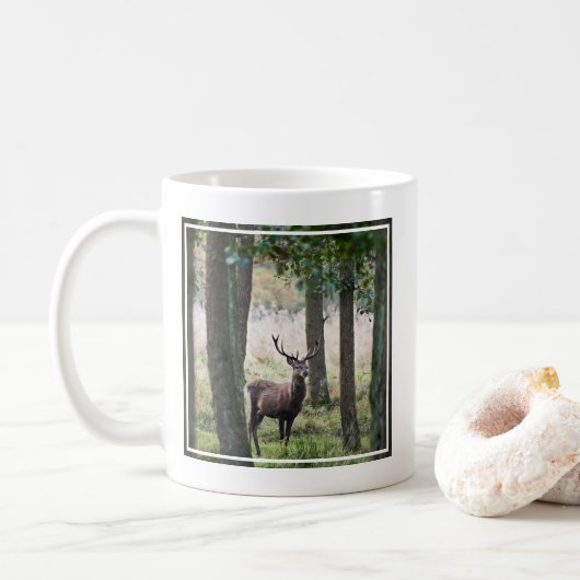 Wälder | Wälder und Rotwild Kaffeetasse (Mit Donut)