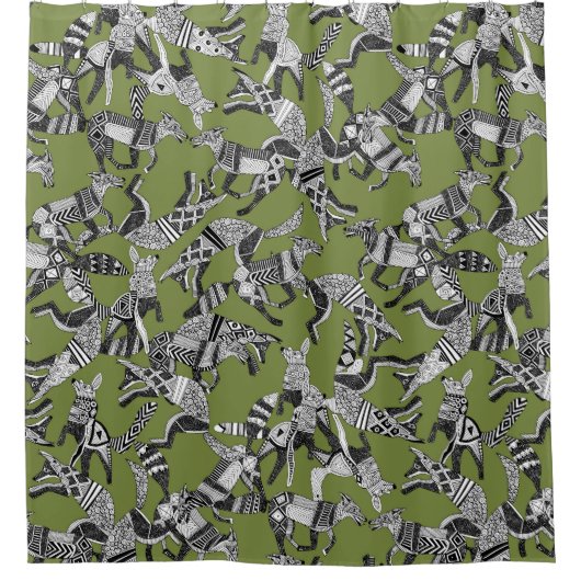 Waldfuchs Party grün Duschvorhang (Vorderseite)