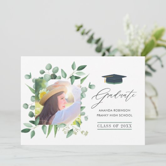 Waldgrün Eukalyptus-Abschluss Ankündigung (Stehend Vorderseite)