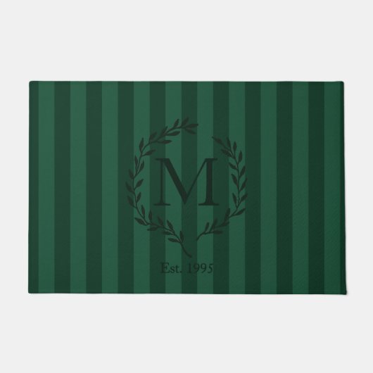 Waldgrüne Luxus-Streifen und Kranz-Monogramm Fußmatte (Vorderseite)