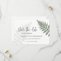Waldgrüne Outdoor-Hochzeit mit Farnen