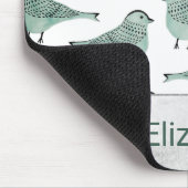 Waldgrüner Aquarellvogel, schwarze Pinselstriche Mousepad (Ecke)