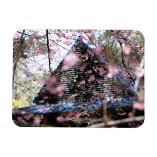 Waldhaus mit rosa Blume Magnet
