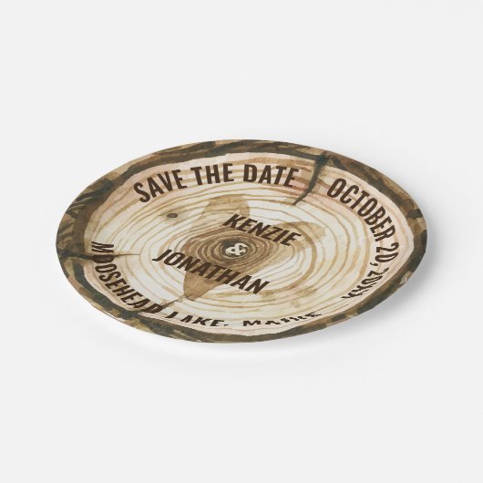 Waldhochzeit rettet den Datumsring-Stumpf Pappteller (Schrägansicht)